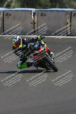 media/Sep-21-2025-TrackDaz (Sun) [[277c75b276]]/B Group/220pm (Turn 6)/